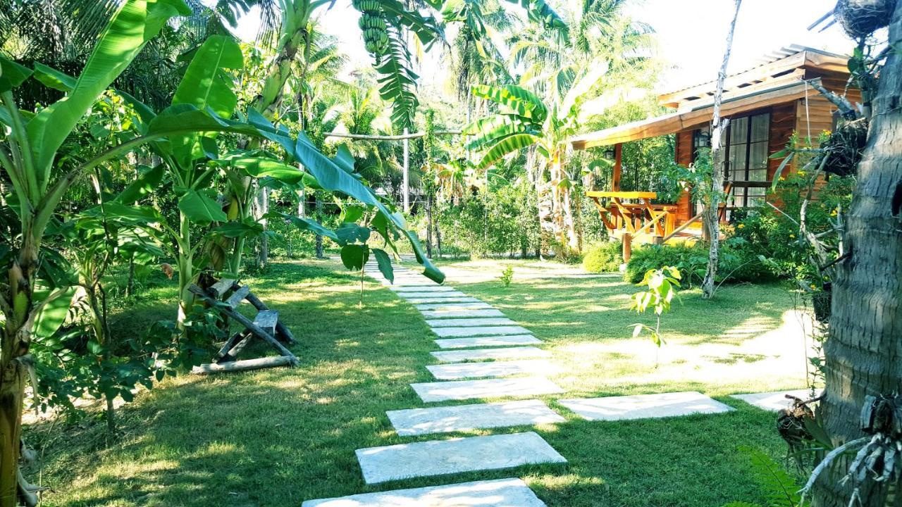 Home No.9 Koh Lanta Bagian luar foto