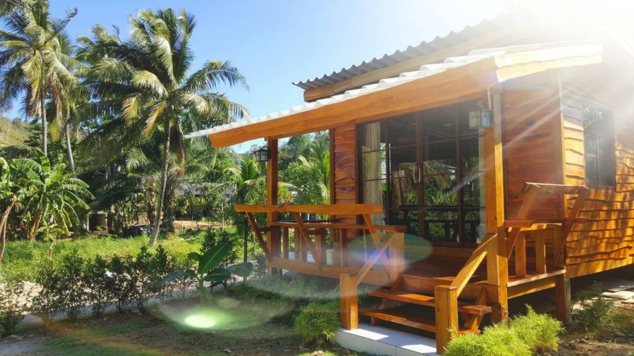 Home No.9 Koh Lanta Bagian luar foto