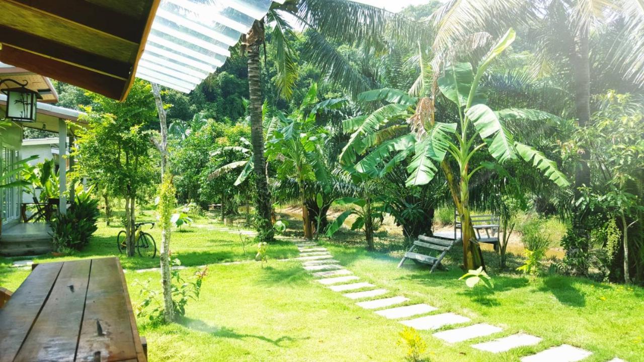 Home No.9 Koh Lanta Bagian luar foto