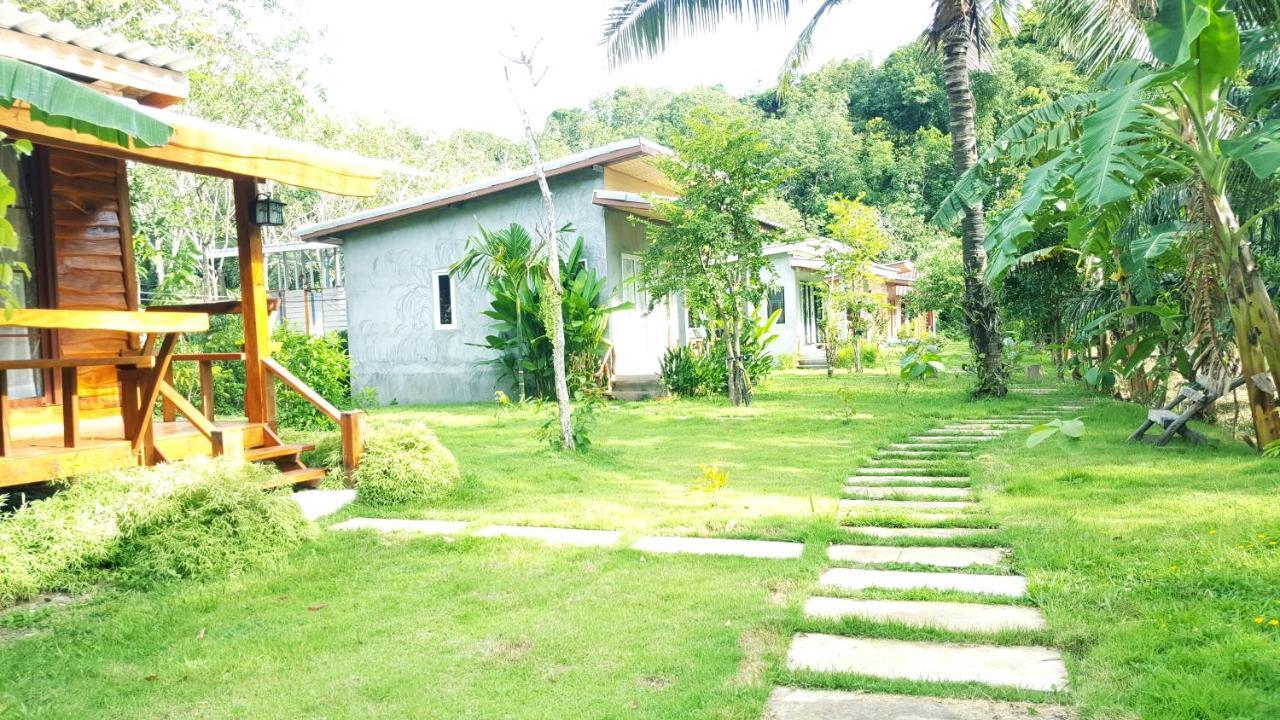 Home No.9 Koh Lanta Bagian luar foto