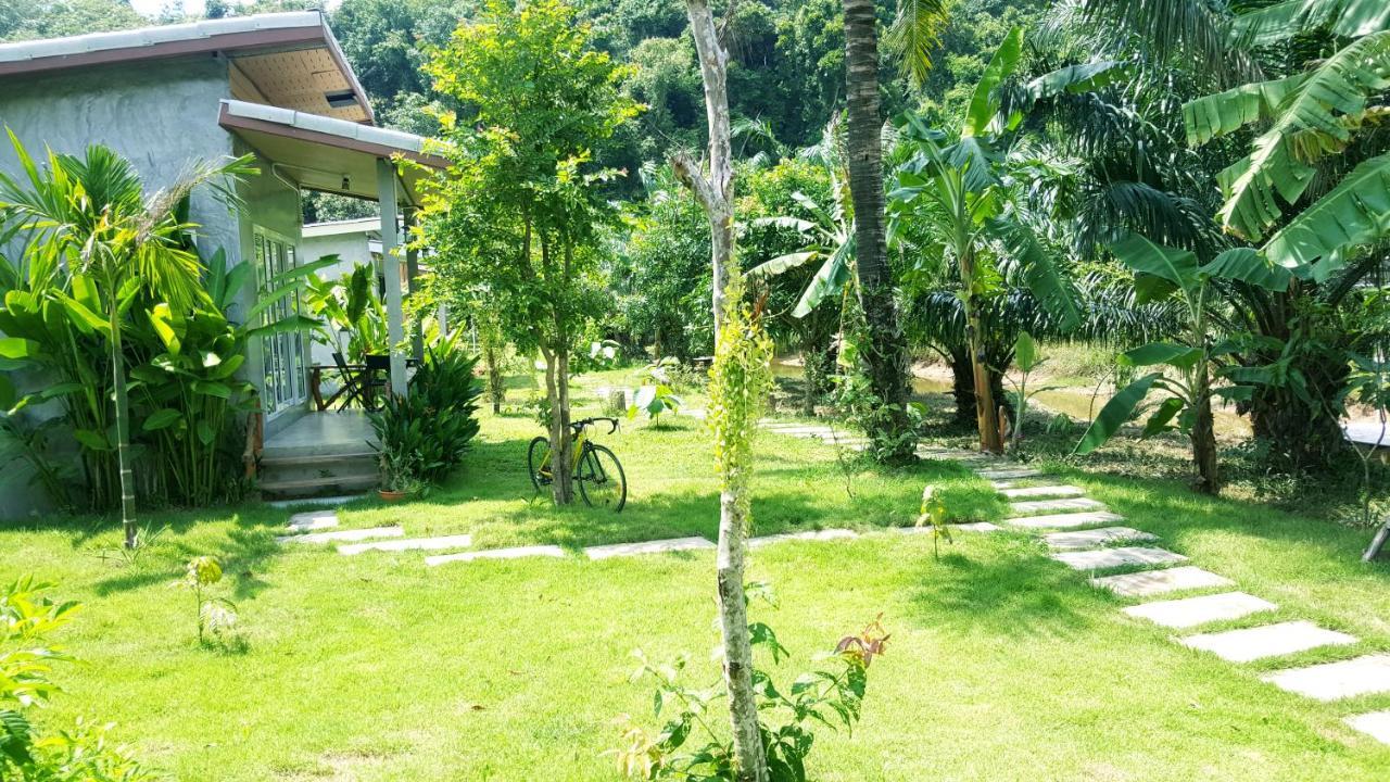 Home No.9 Koh Lanta Bagian luar foto