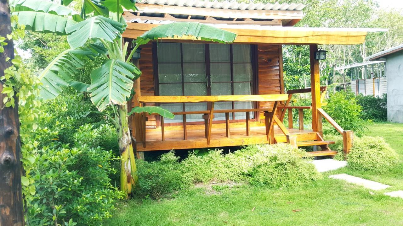 Home No.9 Koh Lanta Bagian luar foto