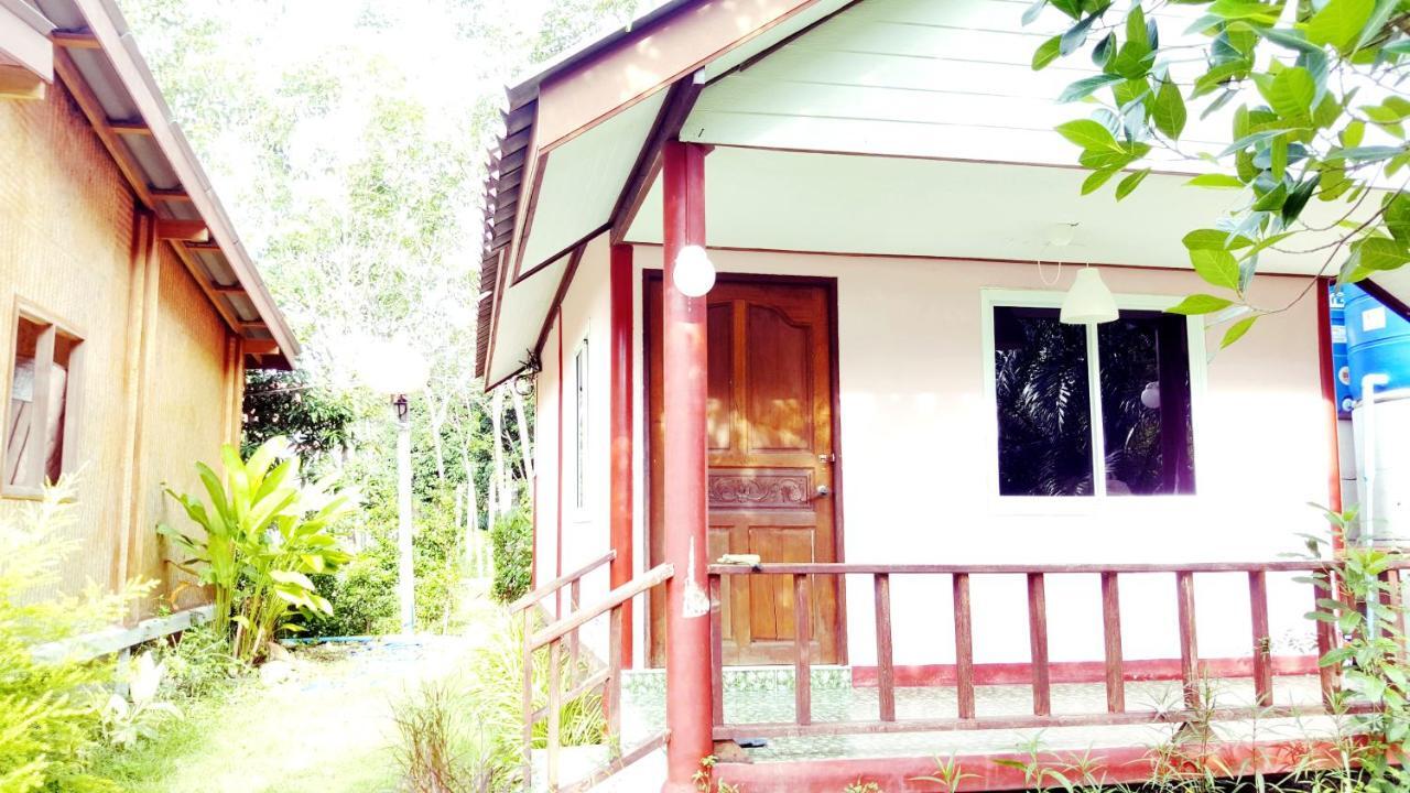 Home No.9 Koh Lanta Bagian luar foto